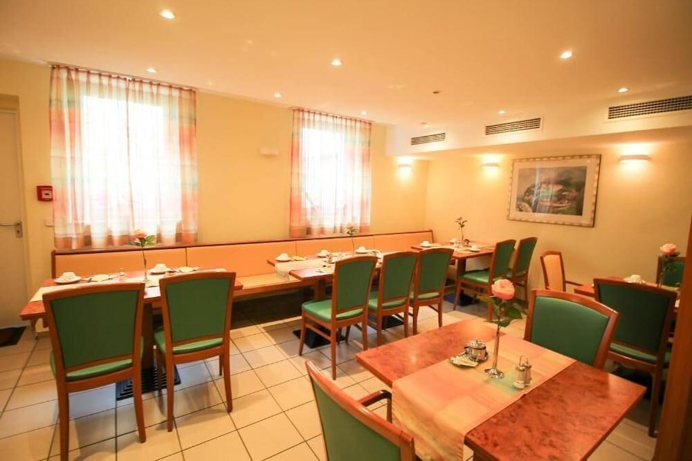 Hotel Miramar Am Roemer