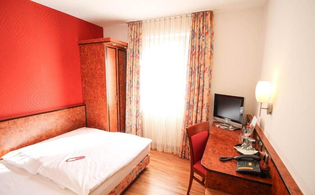 Miramar Am Roemer Hotel 3*