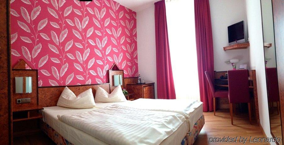 Miramar Am Roemer 3*