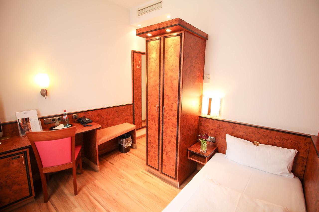 Miramar Am Roemer 3* Fráncfort del Meno